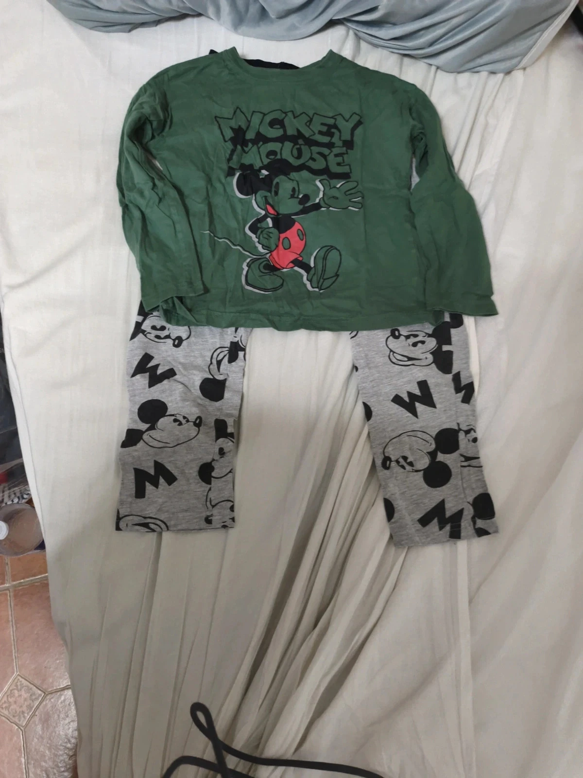 Pyjama Mickey mouse